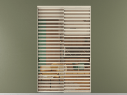 Алюминевая перегородка vn2_07_ Алюминий бежево-серый Прозрачное оранжевое стекло, триплекс, 6мм. Цвет Алюминий бежево-серый. Материал Алюминий в эмали. Коллекция Перегородка Formato внутри проёма двустворчатая. Картинка.