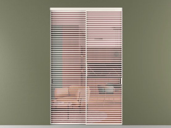 Алюминевая перегородка vn2_07_ Алюминий пудровый белый Прозрачное розовое стекло, триплекс, 6мм. Цвет Алюминий пудровый белый. Материал Алюминий в эмали. Коллекция Перегородка Formato внутри проёма 2 створки. Картинка.